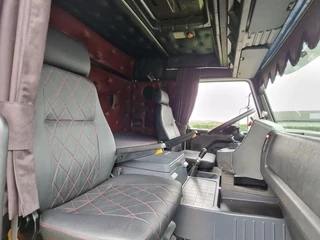 Scania R 1997 - R143-500 V8 4x2 Streamline - Retarder - Leather - Alloy wheels - Custom Bumper - Airhorns - Lightbar image 28