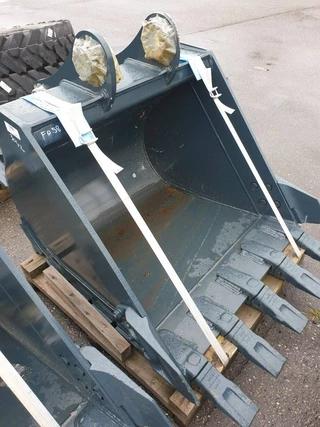Hyundai N/A - Excavator digging bucket 140, 61K4-30101 image 5