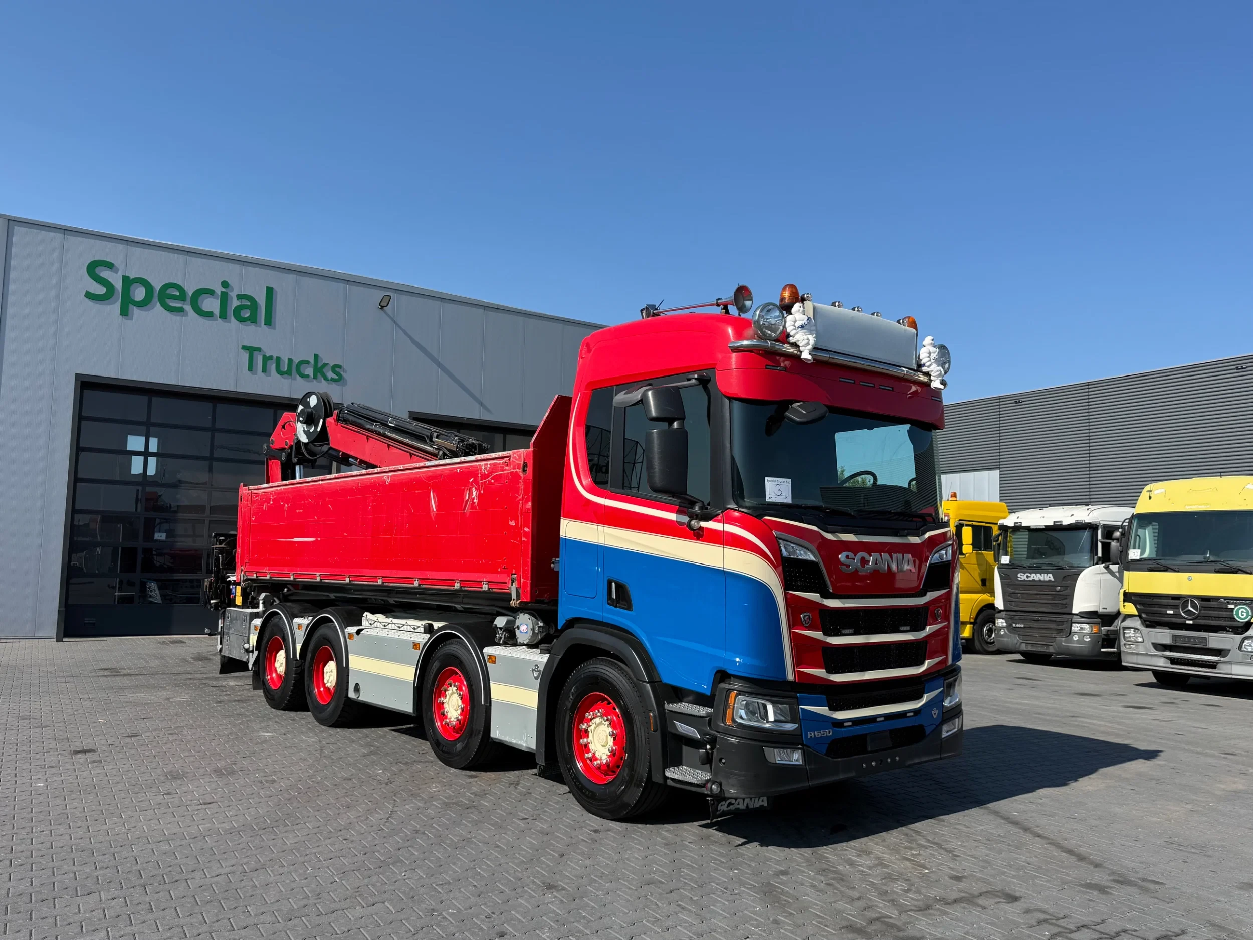 Scania R 2019 - R650 V8 B8x4NB / Euro 6 / HMF TF 324 / HMF 3220 K-RCS + Flyjib FJ600 K4 afbeelding 5
