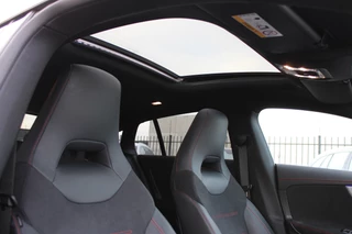Mercedes-Benz CLA 2022 - Shooting Brake 250e AUT8 AMG Limited NIGHT PAKKET PANORAMADAK CARPLAY SFEER KEY-LESS GO immagine 14