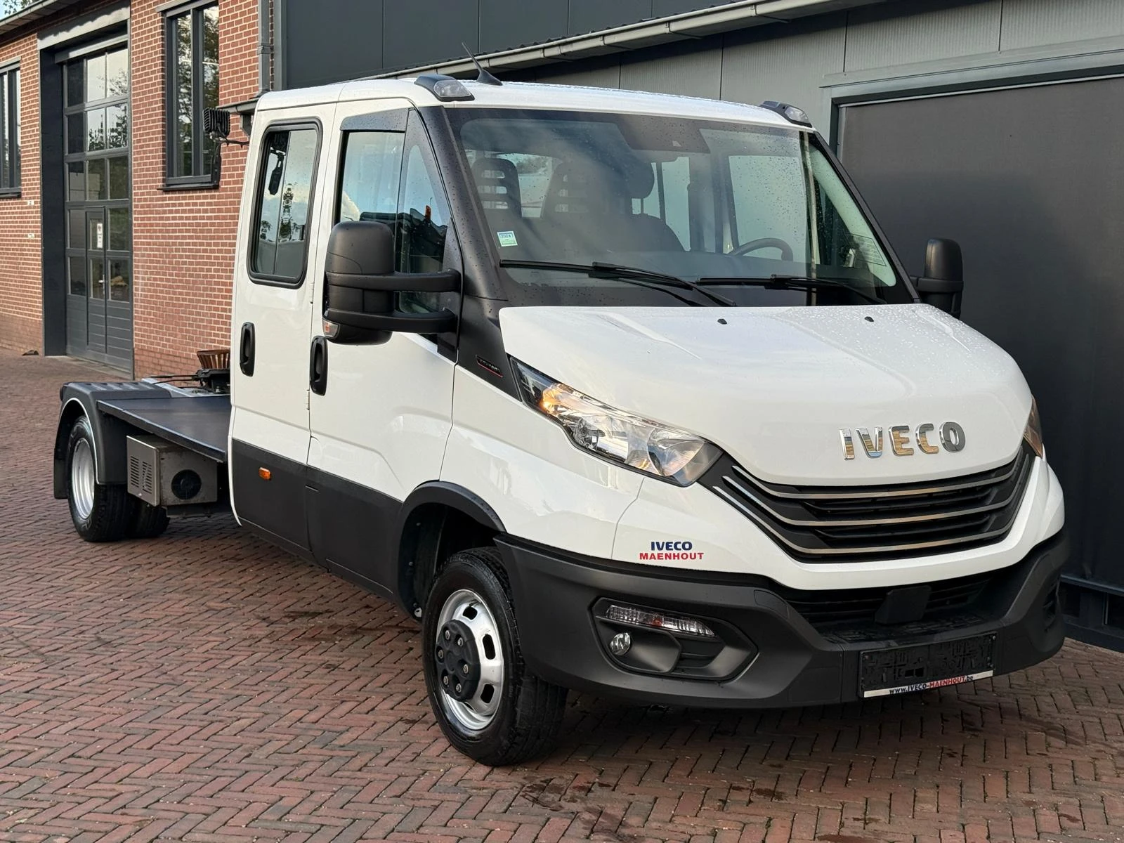Iveco Daily 2023 - 50C18 3.0 Be Trekker 10 Ton Dubbel Cabine COC Airco 1st Owner afbeelding 1