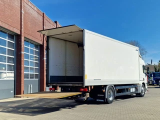 Scania P 2015 - P280 4x2 - Box with sidedoors - Loadlift - Full air - 5.70 WB - Euro 6 obrazek 29
