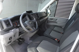 Volkswagen Crafter 2024 - 180pk Automaat Bakwagen Laadklep Trekhaak Apple carplay Stoelverwarming Airco Cruise control 3-zits afbeelding 2 miniatuur