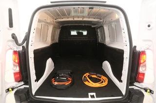 Toyota ProAce 2026 - e-ProAce City Challenger Long 50 kWh image 3 thumbnail
