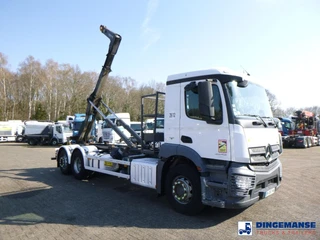 Mercedes-Benz Antos 2543 6x2 Euro 6 Garnier container hook lift 18t 2017 imagem 2 miniatura