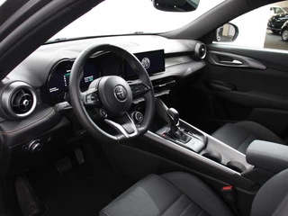 Alfa Romeo Tonale 2024 - 1.3T PHEV Ti Automaat 280 PK image 2 miniature