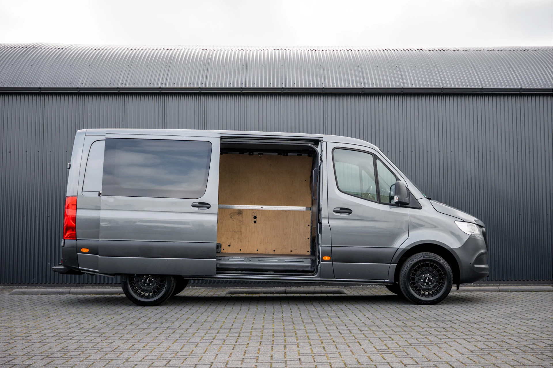Mercedes-Benz Sprinter 2021 - 317 CDI RWD L2H1 | 170 PK | Automaat | 1e Eigenaar | Cruise | Camera | Mbux | PDC | Climatronic Bild 7