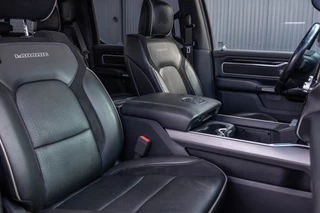 Dodge Ram 1500 2021 - 5.7 V8 402 PK | Luchtvering | Head Up | 360° camera | Adapt.Cruise | LED | PDC | 12 Inch scherm | Leder | Trekhaak obrazek 12