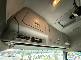 Volvo FH 2004 - 460 image 13
