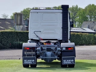 Scania R142-V8 1987 - 420 V8 - Old timer - Clean chassis/cab/interior - Dutch registration image 6