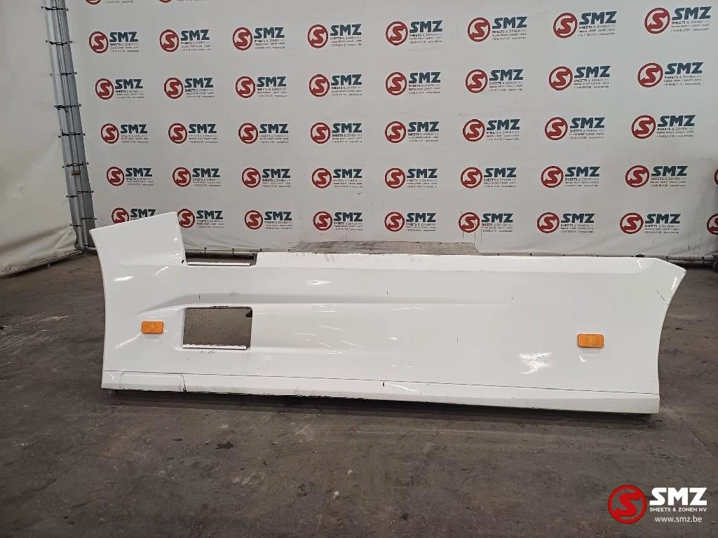Renault 2015 - Occ side skirt links Renault obrázek 1