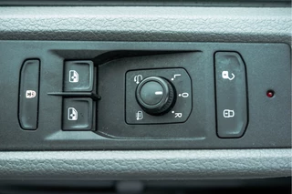 Volkswagen Transporter 2021 - T6.1 2.0 TDI L2H1 | 150 PK | Turbo defect | Carplay | Cruise | Navi | Trekhaak | Airco zdjecie 22