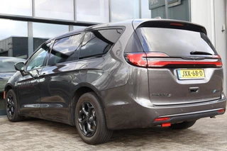 Chrysler Pacifica 2023 - 3.6i V6 Hybrid LIMITED S PHEV 7 - Persoons / Plug In Hybrid afbeelding 17