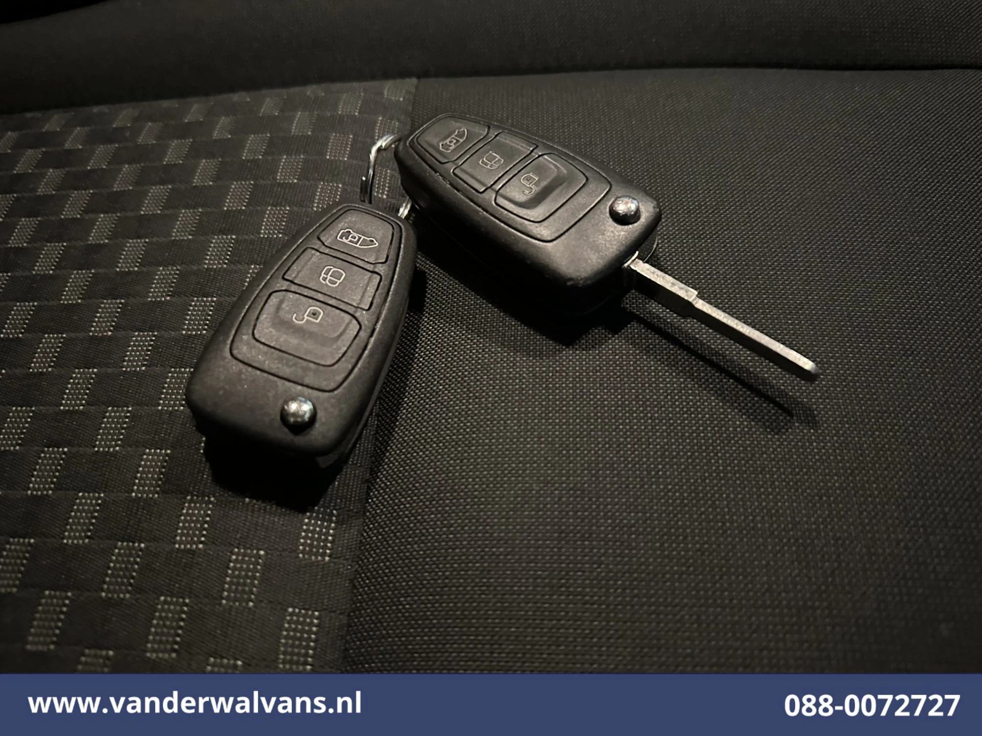 Ford Transit Custom 2023 - 2.0 TDCI 131pk L2H1 Euro6 Airco | LED | Apple Carplay | Cruisecontrol | 2800kg Trekhaak obrázek 19