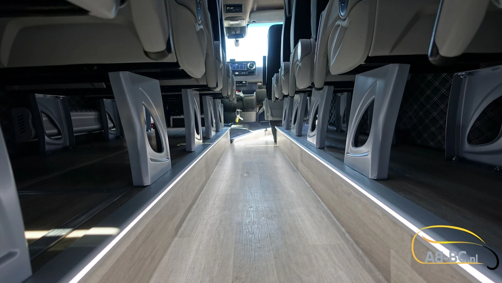 Mercedes-Benz Sprinter 2026 - Aveuro 519 CDI 21 seats EURO 6 Bild 76