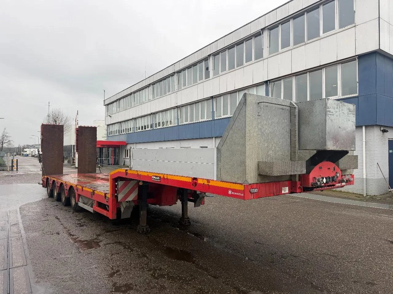 Broshuis BXL 4AS MET KLEPPEN 2017 afbeelding 1
