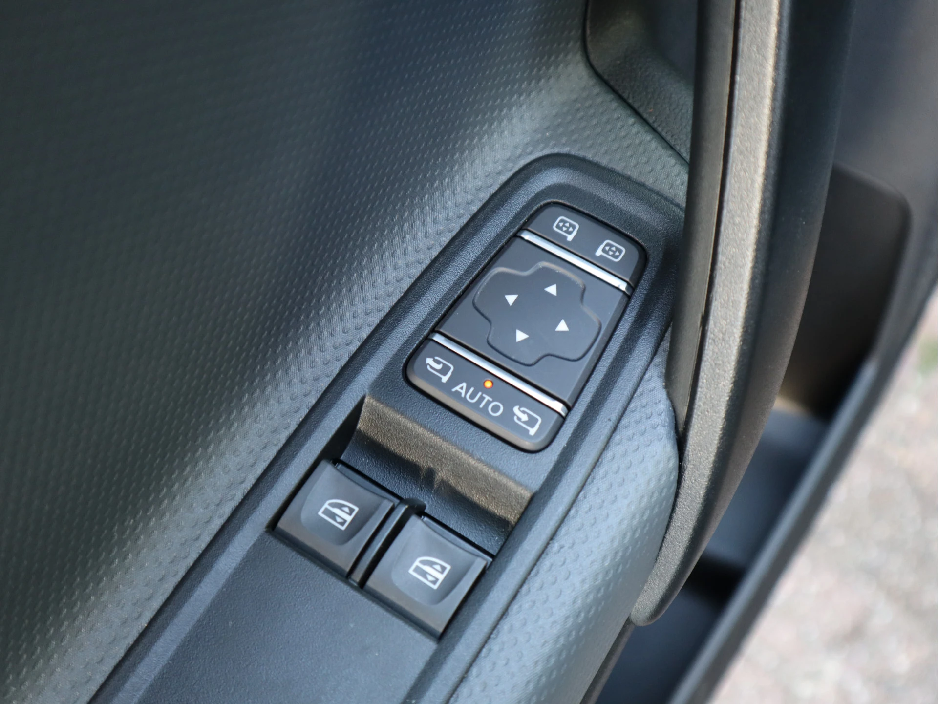 Mercedes-Benz eCitan 2025 - 112 51 kWh SoH 98,7% Pro - AC+DC Snelladen - NIEUW MODEL - Groot Navi afbeelding 18