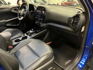 Kia e-Soul 2023 - ExecutiveLine 64kWh 204PK Automaat | Leder | Navigatie | Head-Up display | Schuifdak | Trekhaak | Harman Kardon Audio изображение 103