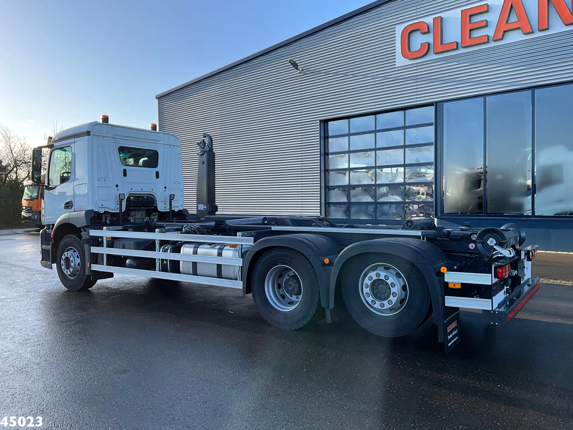 Mercedes-Benz Actros 2025 - 2643 VDL 21 Ton haakarmsysteem image 5