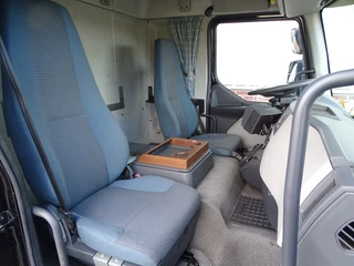 Volvo N/A 2010 - FL-7 SLAAPCABINE obrazek 4