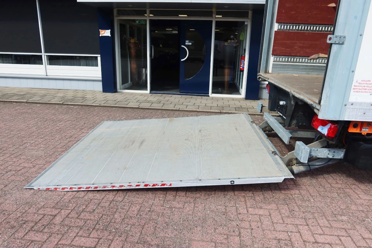 MAN TGL 2019 - 12.250 Bakwagen + Laadklep DHollandia 2000 kg image 13
