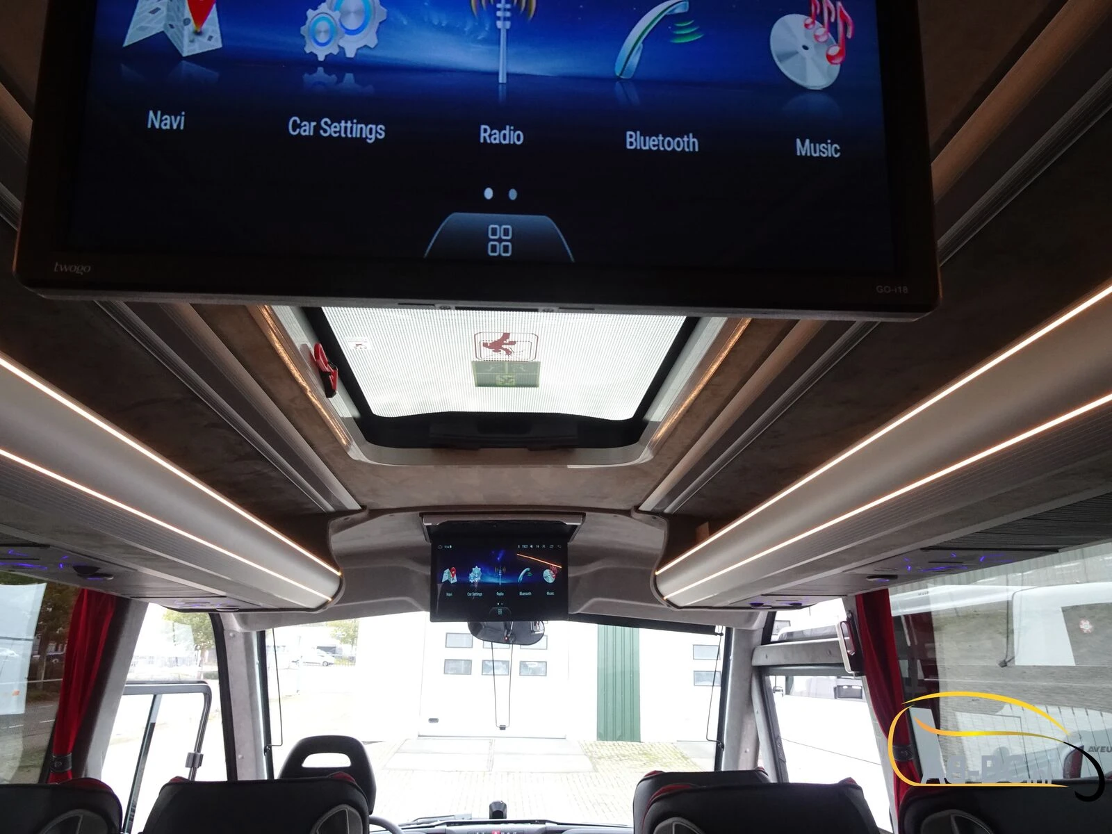 Iveco Aveuro Tourna 35 Seats EURO 6 2 Units Available afbeelding 90