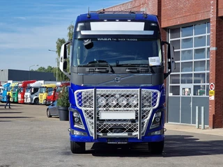 Volvo FH 2020 - 16.750 Globetrotter 6x4 - Lift Axle - Retarder - PTO/Hydraulic - HUB reduction - Led afbeelding 2 miniatuur