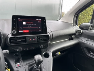 Citroën Berlingo 2024 - 1.5 Hdi 102 PK / L1H1 / !! 6.491 KM !! / BIJRIJDERSBANK / CRUISE / AIRCO / APPLE CARPLAY / ANDROID AUTO bild 10