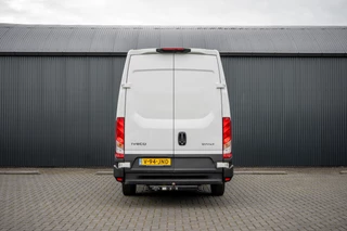 Iveco Daily 2024 - 35S18 | 3.0L 180PK | Automaat | NW MODEL | 3.5T Trekgewicht | Camera | Carplay | Climate image 8