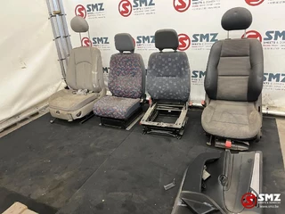 Mercedes-Benz N/A - Occ lot van 4 stoelen Mercedes bild 1