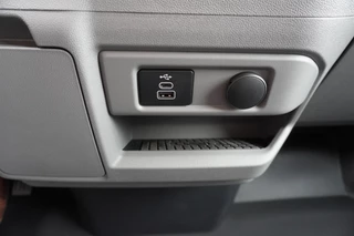 Ford Transit Custom 2024 - 320L 2.0 TDCI 170PK L2H1 Limited Automaat obrazek 27
