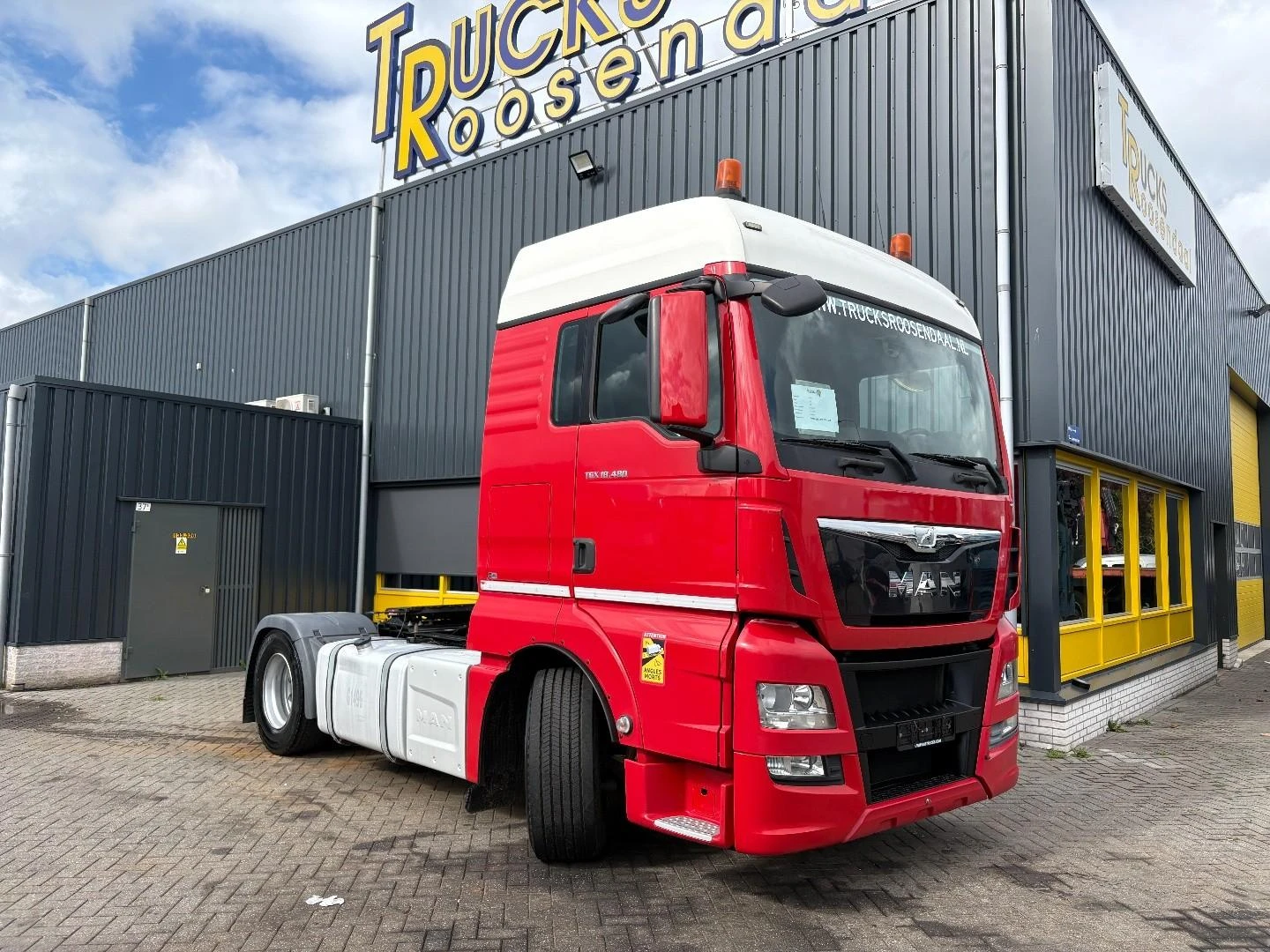 MAN TGX 2015 image 1
