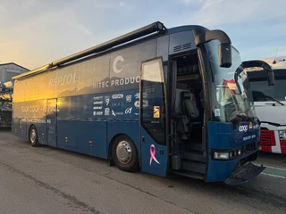 MAN N/A 2002 - ENGINE AND GEARBOX BROKEN LIVING ROOM + KITCHEN + DOUCHE te koop