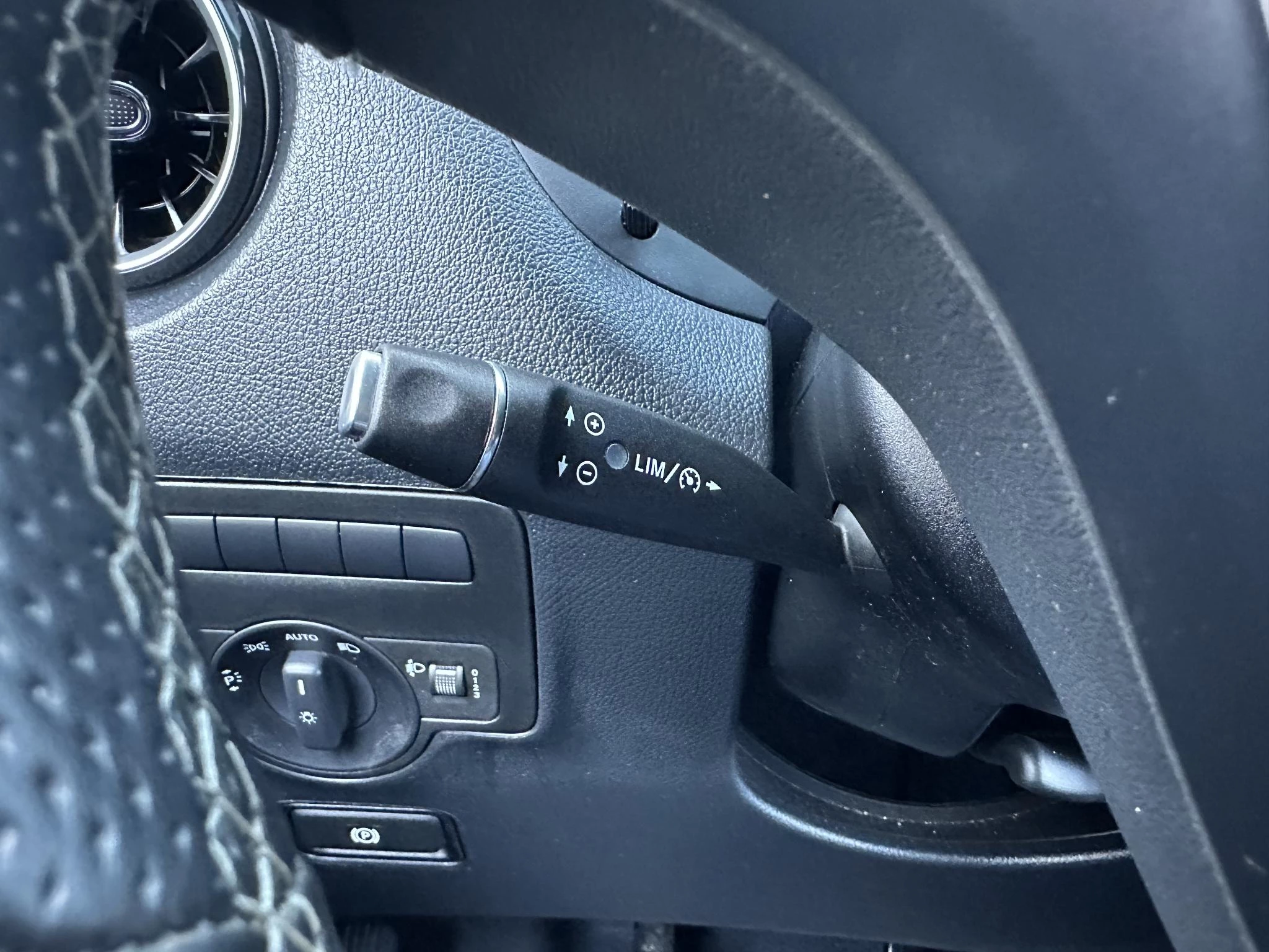 Mercedes-Benz Vito 2023 - 110 CDI L2 Airco Navigatie Parkeersensoren imagem 16