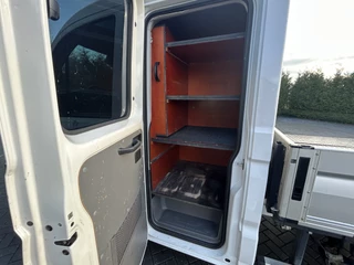 Volkswagen Crafter 2019 - 2.0 TDI 102 PK / PICK UP / 1e EIG. / TREKHAAK / AIRCO / OPEN LAADBAK / 2.500 KG AHG / 3-ZITS / APPLE CARPLAY image 10