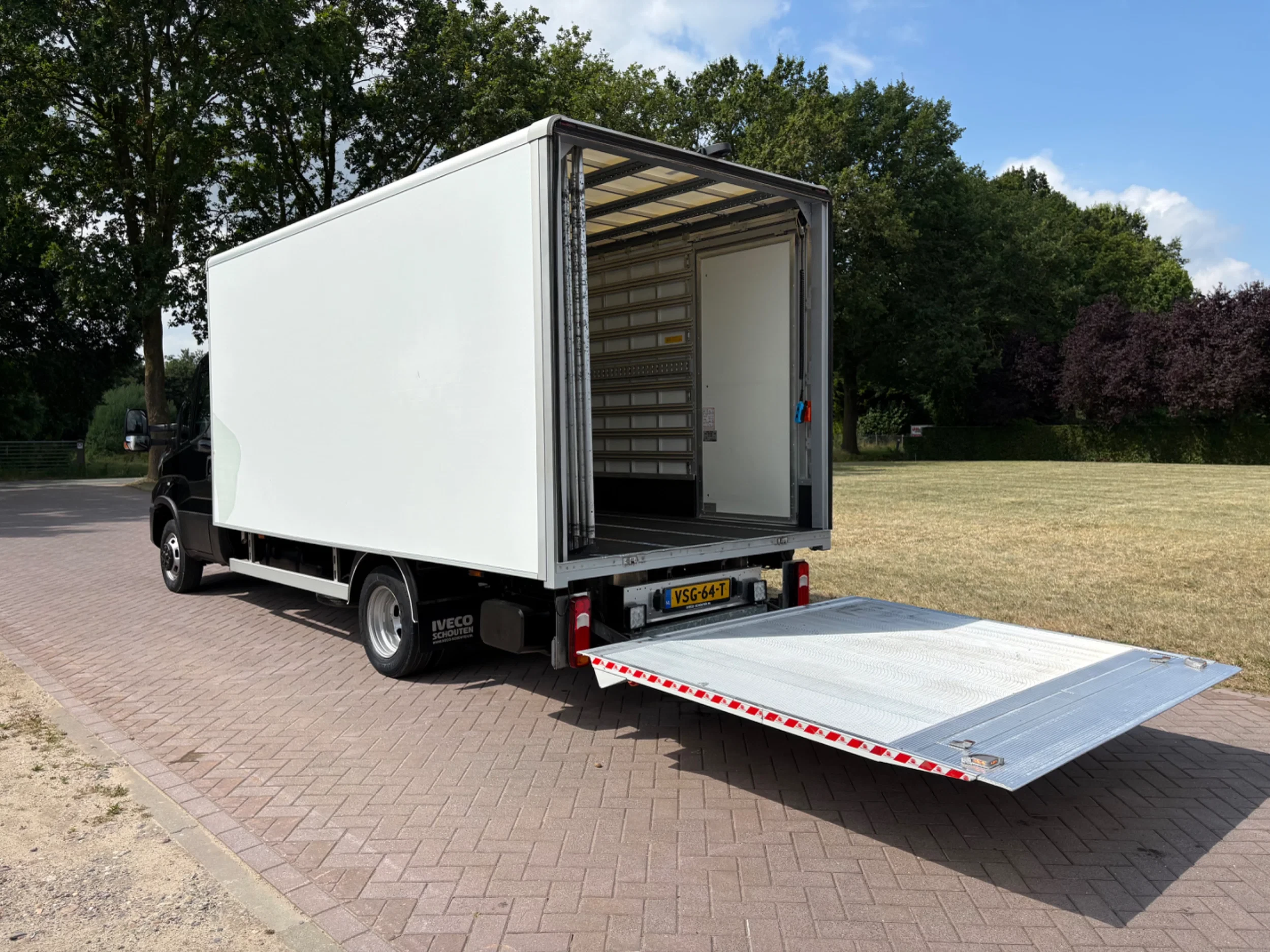 Iveco Daily 2022 - 40C18 Hi-Matic automaat bakwagen afbeelding 3