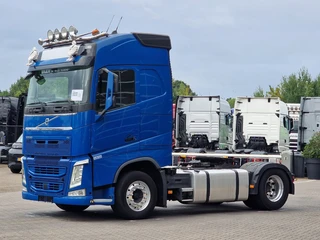 Volvo FH 2018 - 13.500 Globetrotter 4x2 - PTO/Hydraulic - Navi - Alloy wheels - Fridge afbeelding 3 miniatuur