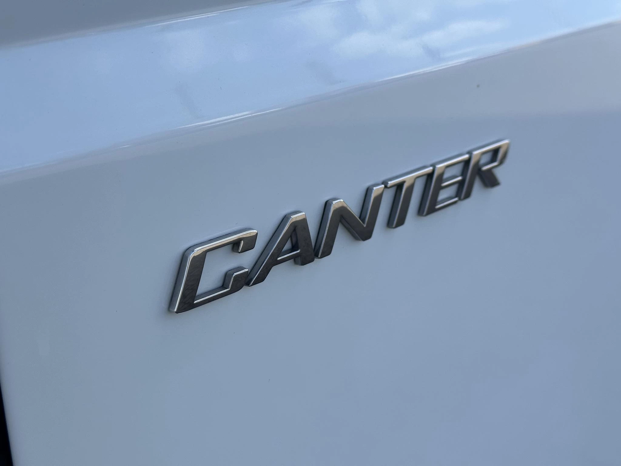 FUSO Canter 2024 - 3C15 Bakwagen-Laadklep image 23