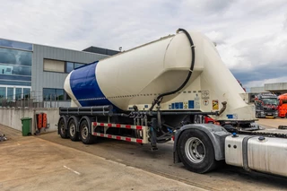 FELDBINDER N/A 2011 - EUT 40.3- 40.000 L CEMENT/CIMENT/ZEMENT image 2
