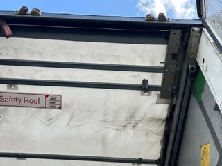 Schmitz Cargobull SCB S3T 2015 - / Curtainside imagen 4