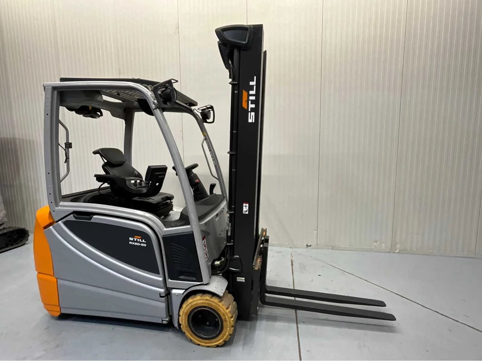 Still 2019 - RX20-20 Triplex - Freelift - Sideshift immagine 7