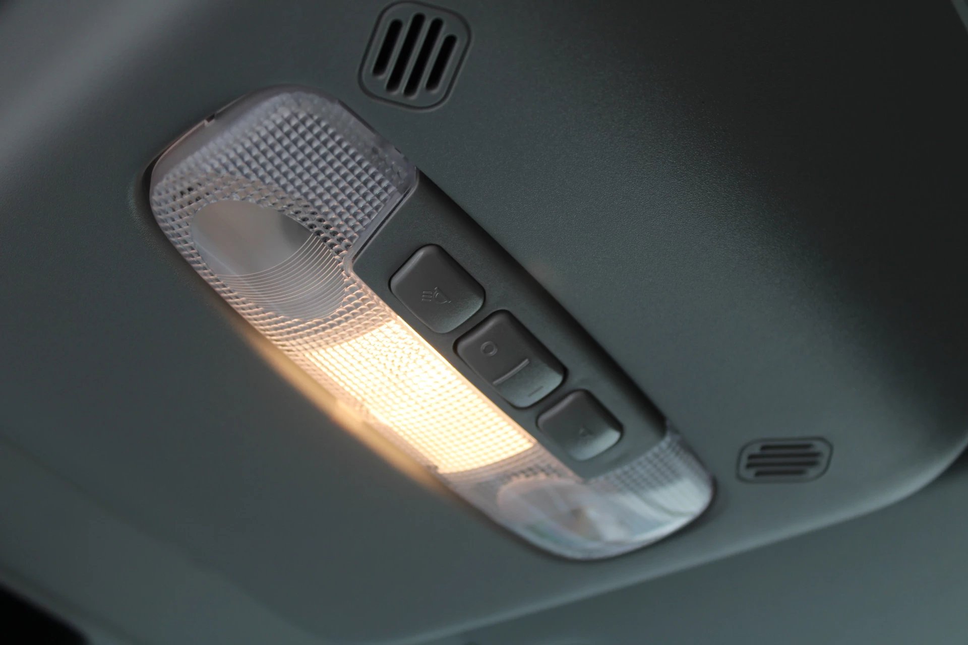 Ford Transit 2024 - 350 2.0 TDCI L3H2 Trend 130pk - Facelift - 2x Schuifdeur - 360 Camera - Trekhaak - ACC - Stoel & Stoelverwarming - Blind Spot - Navi - 270gr deuren - Rijklaar imagen 37