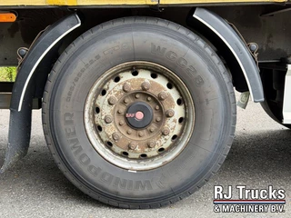 Fliegl SDS Curtainsider - Steer/Lift Axle | SAF | Forklift Mount | Boxes | S 2014 - N/A image 31