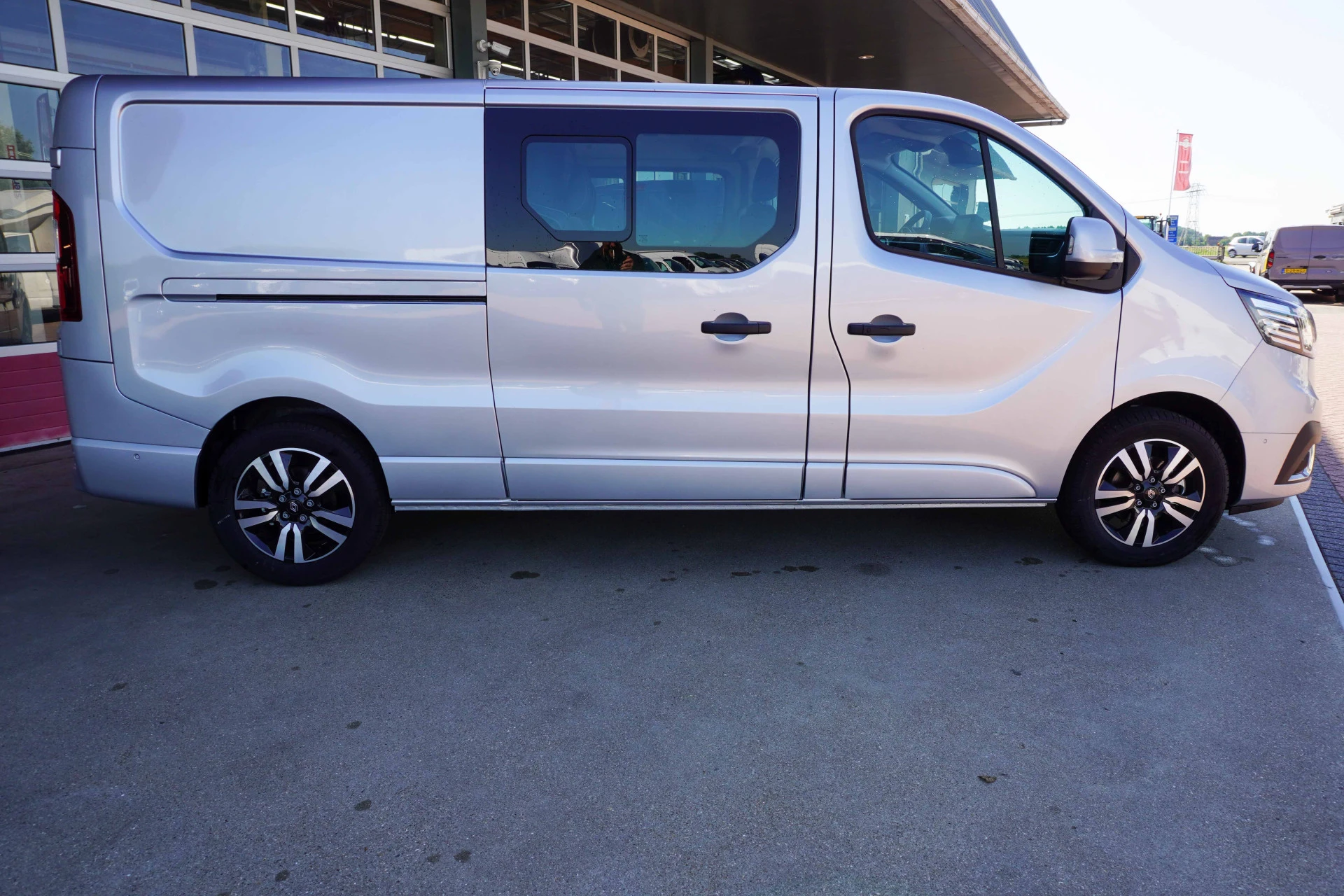 Renault Trafic 2024 - 2.0 Blue dCi 170PK T29 L2H1 Extra DC Automaat Bild 3