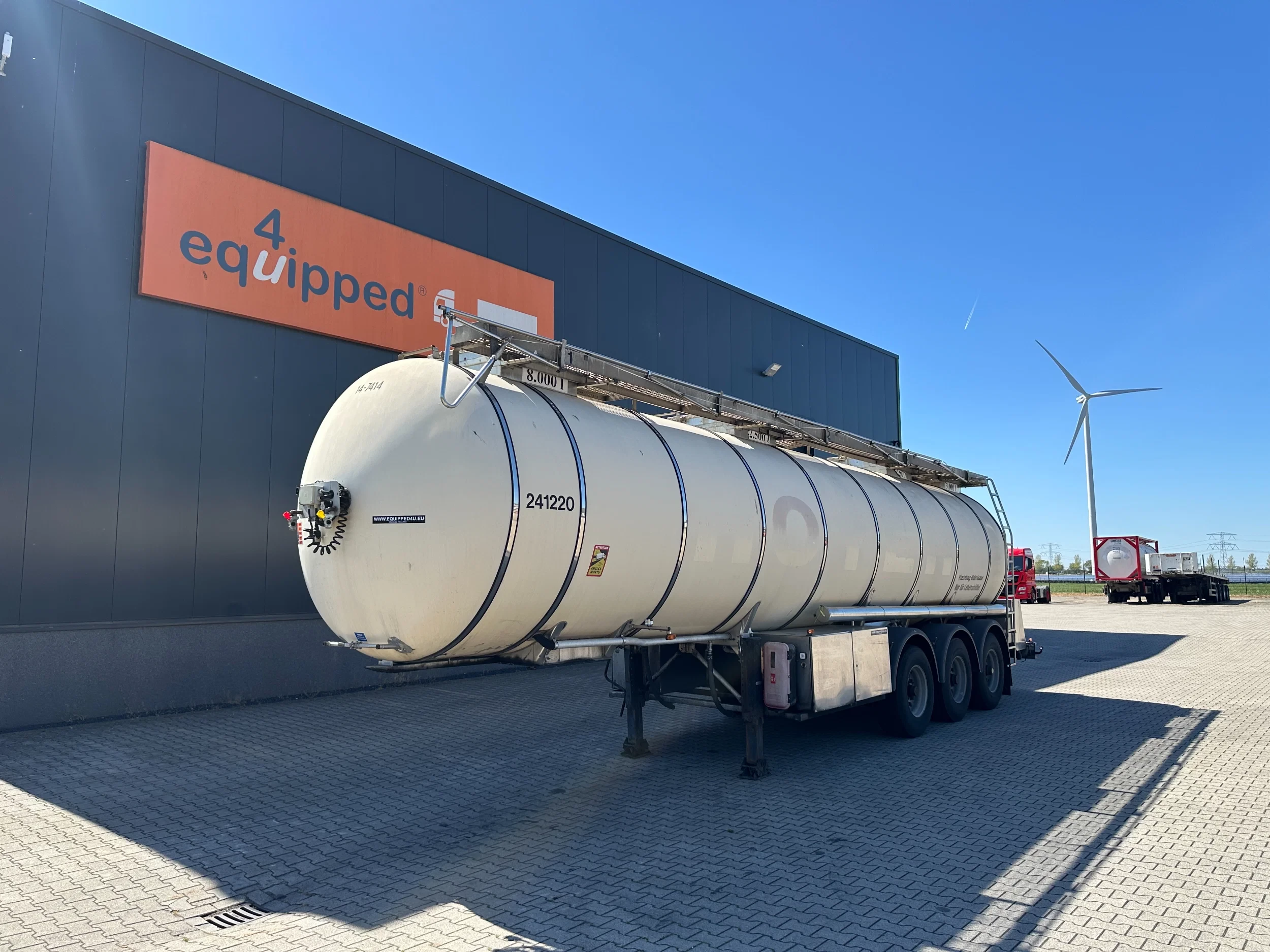 Feldbinder 1999 - FOOD / LEBENSMITTEL / LEVENSMIDDELEN / 33.500L / 3-COMP / PUMP / LIFTAXLE / ALCOA obrázek 1
