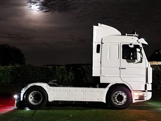Scania R 1997 - R143-500 V8 4x2 Streamline - Retarder - Leather - Alloy wheels - Custom Bumper - Airhorns - Lightbar image 36