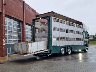 DAF XF 440 2015 - SuperSpaceCab 6x2*4 - Cuppers 1-2-3 deck Livestock изображение 5