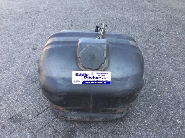 Mercedes-Benz - A 9704710001 FUEL TANK 125 LTR afbeelding 1
