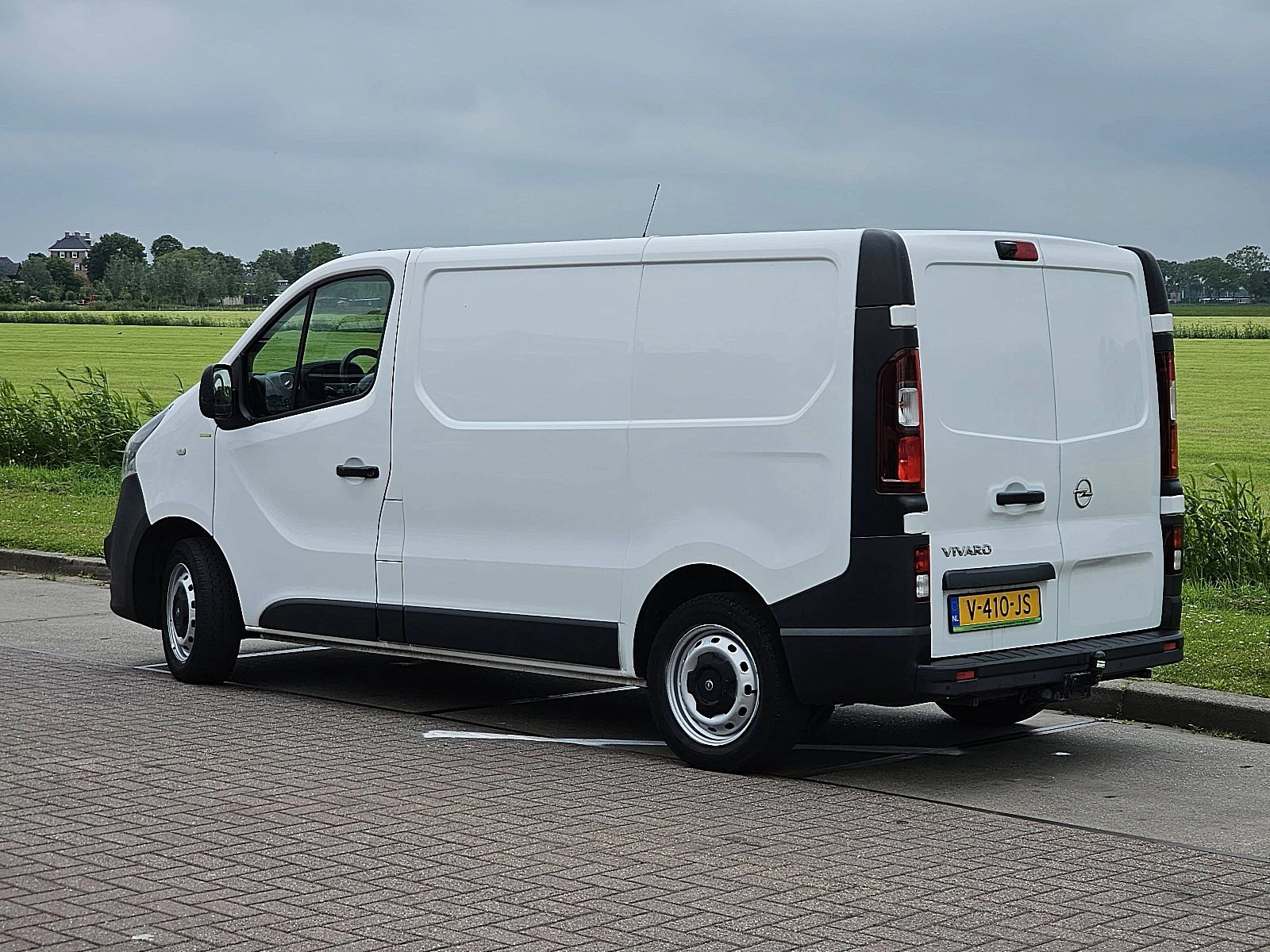 Opel Vivaro 2017 - 1.6 Bild 6