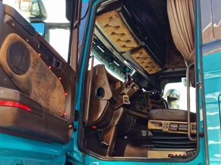 Scania R620-V8 2014 - Topline 6x4 - Manual gearbox - Retarder - Custom interior - PTO/Hydraulic zdjecie 9